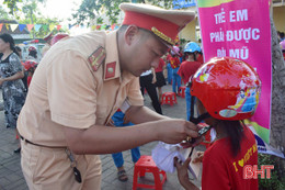 Tuyên truyền, phổ biến pháp luật ATGT cho thanh thiếu nhi Hà Tĩnh