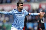 10 bàn thắng đẹp nhất tuần: Cú lốp bóng từ khoảng cách 50m của David Villa