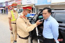 120 trường hợp vi phạm nồng độ cồn bị Công an huyện Kỳ Anh phạt 450 triệu đồng