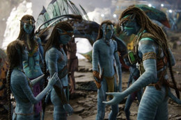 “Avatar 2” xô đổ thành tích của “Titanic”, lọt top 3 phim doanh thu