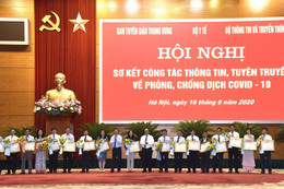 Thủ tướng: Báo chí cần tiếp tục phát huy tinh thần “phò chính, diệt tà”