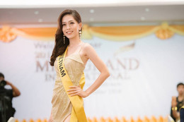 Á hậu người Hà Tĩnh diện váy xẻ ở tiệc chào mừng Miss Grand International