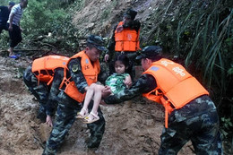 Lũ lụt ở Trung Quốc gây thiệt hại nặng nề, 61 người thiệt mạng