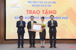 Bưu điện Hà Tĩnh “Vượt thách thức - xây tương lai”