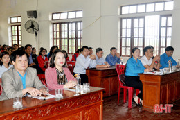 Liên đoàn lao động Hà Tĩnh phát động Ngày Pháp luật Việt Nam