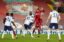 Kết quả Liverpool 2-1 Tottenham: Ngôi đầu đổi chủ