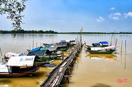 Tuổi thơ bên bờ sông Lam