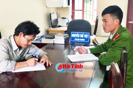 Đối tượng đánh gãy tay bạn nhậu đã ra đầu thú