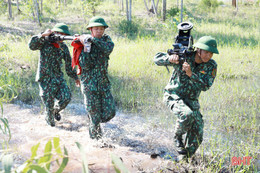 Nghi Xuân diễn tập thực binh đánh địch đổ bộ đường biển