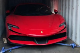 Siêu xe triệu đô Ferrari SF90 Stradale đầu tiên về Việt Nam