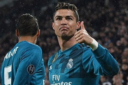 Ronaldo rực sáng, Real thắng 3 sao trước Juventus