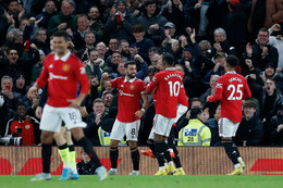 Man United thắng Tottenham, áp sát Top 4