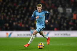 De Bruyne vượt mặt Messi và Ronaldo để trở thành vua kiến tạo