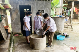 Các địa bàn ngập lụt ở Hà Tĩnh khẩn trương vệ sinh môi trường, ngăn dịch bệnh bùng phát