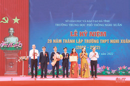 Trường THPT Nghi Xuân kỷ niệm 20 năm thành lập