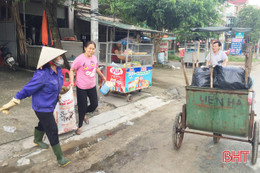 Tăng giá dịch vụ thu gom rác thải, TP Hà Tĩnh gặp khó