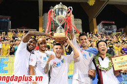 Hà Nội T&T vô địch V.League nhờ hơn Hải Phòng đúng 2 bàn