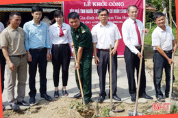 Ngân hàng NN&PTNT Tây Sơn hỗ trợ làm nhà cho gia đình đặc biệt khó khăn