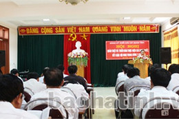 Hơn 100 cán bộ cốt cán khối các cơ quan tỉnh học tập, quán triệt Nghị quyết Trung ương 7 (khóa XI)