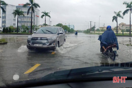 Áp thấp nhiệt đới gần bờ, Hà Tĩnh mưa to trên diện rộng