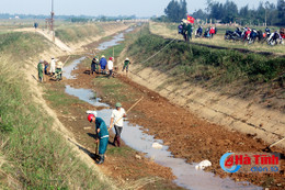 Thủy lợi Nam Hà Tĩnh đồng loạt làm thủy lợi, đảm bảo tưới vụ xuân