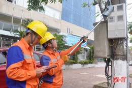 Điện lực Hà Tĩnh: Hiện đại hóa lưới điện gắn với phát triển văn hóa doanh nghiệp