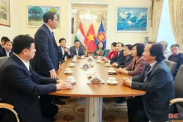 Lãnh đạo Hà Tĩnh thăm và làm việc với Đại sứ quán Việt Nam tại Hungary