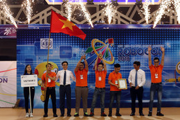 Việt Nam vô địch ABU Robocon 2018