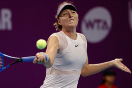 Sharapova cay đắng rời Doha ngay vòng đầu