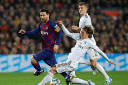 Trận siêu kinh điển Real Madrid vs Barcelona bất phân thắng bại