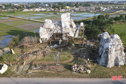 Dựng hang Bê-lem đón Giáng sinh ở Hà Tĩnh