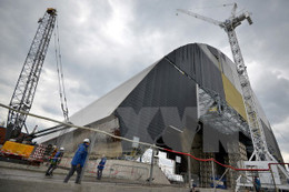 Hoàn thành "quan tài thép" khổng lồ chụp lên nhà máy Chernobyl