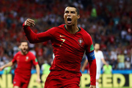 Top 10 chân sút vĩ đại nhất ĐTQG châu Âu: Ronaldo không có đối thủ