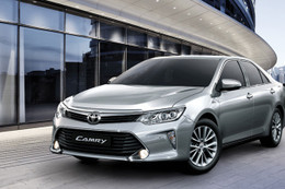 Toyota Camry 2017 ra mắt tại Việt Nam có giá từ 997 triệu đồng