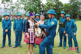 Hà Tĩnh giáo dục nâng cao lòng yêu nước, củng cố thế trận quốc phòng toàn dân 