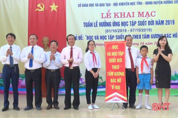 Hương Sơn khai mạc tuần lễ “Đọc và học tập suốt đời theo tấm gương Bác Hồ vĩ đại”