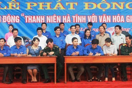 Phát động Cuộc vận động “Thanh niên Hà Tĩnh với văn hóa giao thông”