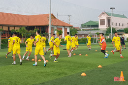 Hồng Lĩnh Hà Tĩnh sẵn sàng tiến quân vào sân chơi V.League