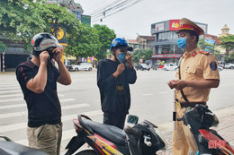 Công an TP Hà Tĩnh ra quân đảm bảo ATGT dịp nghỉ lễ