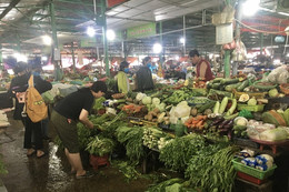 Ngăn chặn đầu cơ, tăng giá các mặt hàng thiết yếu tại vùng lũ