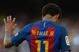 Barcelona chính thức tuyên bố: Neymar được phép rời CLB