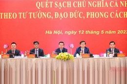 Nâng cao đạo đức cách mạng, quét sạch chủ nghĩa cá nhân theo tư tưởng, đạo đức, phong cách Hồ Chí Minh