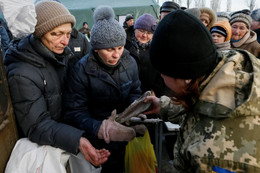 [Photo] Bên trong vùng chiến sự căng thẳng ở miền Đông Ukraine