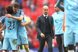 Chờ Guardiola vực dậy bóng đá Anh