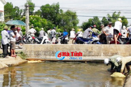 Thi thể nam thanh niên trôi trên kênh không phải do bị sát hại