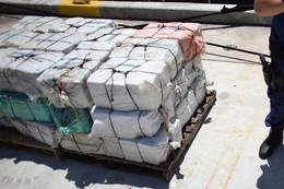 Cảnh sát Jamaica thu giữ lượng cocaine khổng lồ trị giá 50 triệu USD