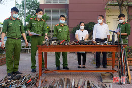 Công an TX Kỳ Anh tiêu hủy số lượng lớn vũ khí và vật liệu nổ