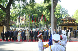 Lễ thượng cờ ASEAN tại Hà Nội