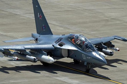 Yak-130 - máy bay đa năng của Không quân Nga