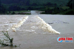 Đêm nay, lũ trên sông La và Ngàn Phố tiếp tục lên